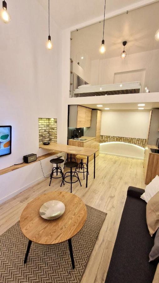شقة Zema5 Old Town Loft فيلنيوس المظهر الخارجي الصورة